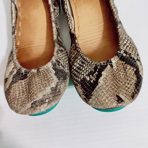 Rare Copperhead Snake Tieks, Size 7 - Picture 3 of 11
